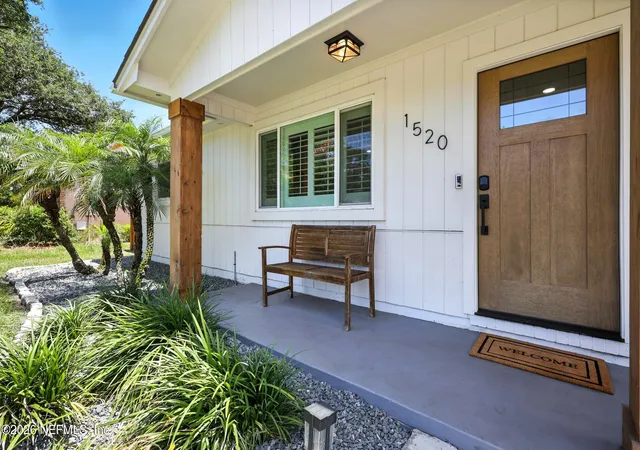 Photo 2 of Single family home for sale at 1520 Republic Dr, Jacksonville Beach, FL 32250 | MLS# 2164854 | Listing updated on 2026-10-04