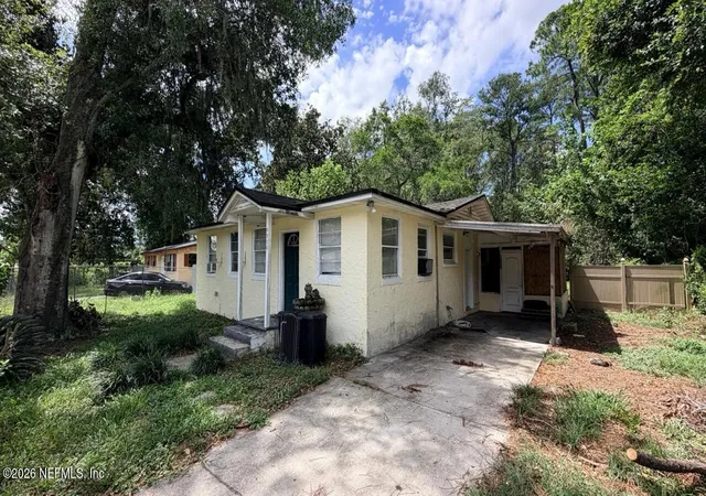 Photo 3 of Single family home for sale at 9936 Frankella Rd, Jacksonville, FL 32208 | MLS# 2164478 | Listing updated on 2026-10-05