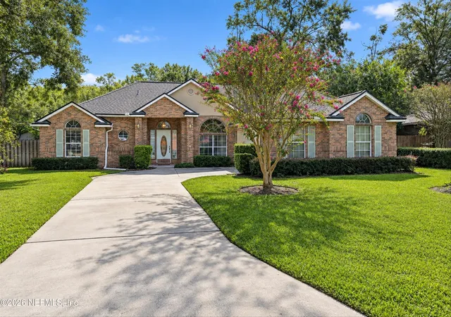 Photo 2 of Sale Pending at 185 Elmwood Dr, Saint Johns, FL 32259 | MLS# 2164495 | Listing updated on 2026-09-17