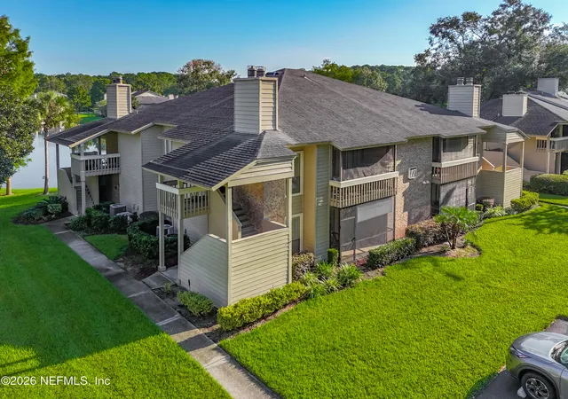 Photo 4 of Condo for sale at 10200 Belle Rive Blvd #127, Jacksonville, FL 32256 | MLS# 2165691 | Listing updated on 2026-09-20