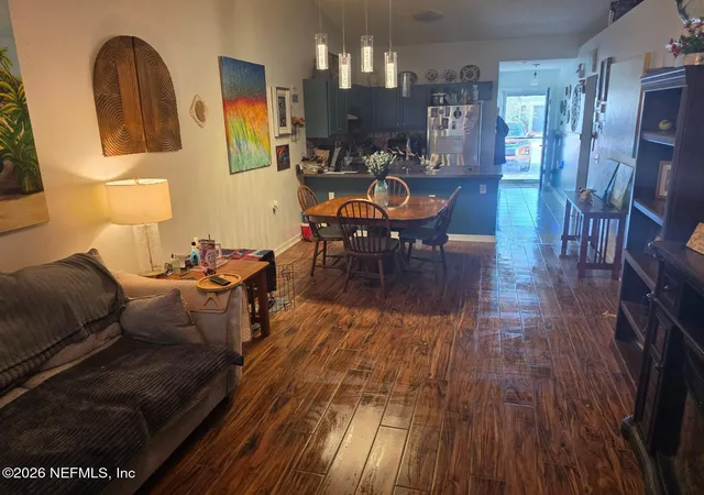 Photo 2 of Single family home for sale at 2447 Trailwood Dr, Cantonment, FL 32533 | MLS# 2164921 | Listing updated on 2026-10-05