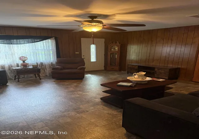 Photo 3 of Single family home for sale at 240 Sw Pecan St, Keystone Heights, FL 32656 | MLS# 2164906 | Listing updated on 2026-09-15