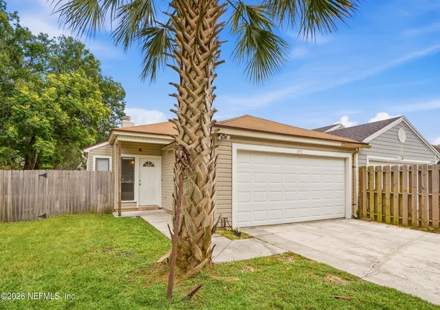 Photo 2 of Single family home for sale at 897 Candleknoll Ln, Jacksonville, FL 32225 | MLS# 2164550 | Listing updated on 2026-10-08