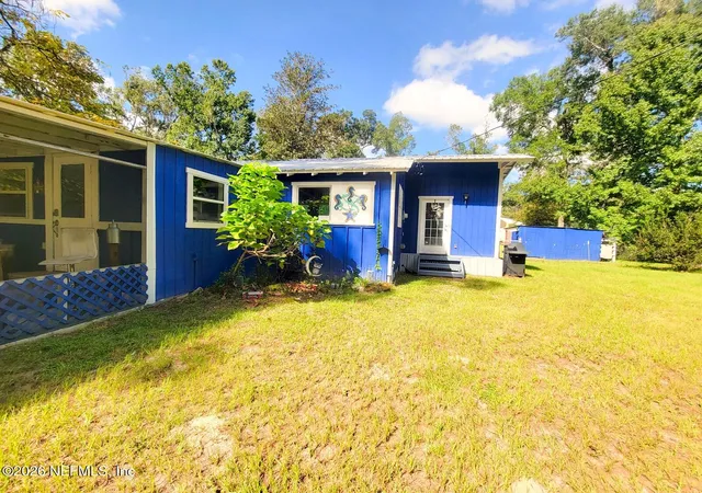Photo 3 of Single family home for sale at 4007 SW Wilson Springs Rd, Fort White, FL 32038 | MLS# 2164575 | Listing updated on 2026-10-07