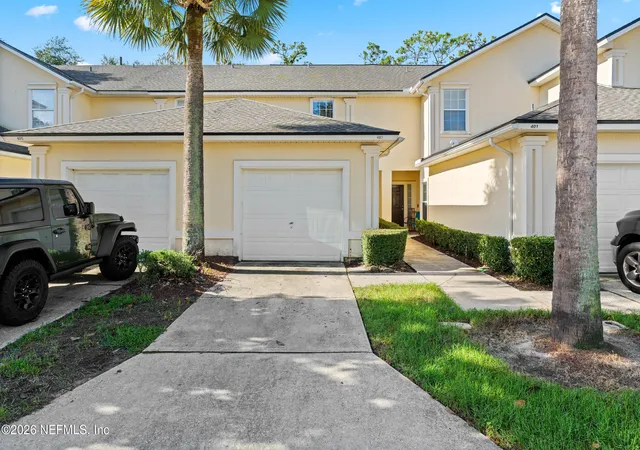 Photo 2 of Townhouse for sale at 403 Southern Branch Ln, Saint Johns, FL 32259 | MLS# 2164589 | Listing updated on 2026-09-12