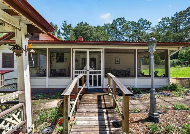 Photo 3 of Single family home for sale at 316 Macgill St, Interlachen, FL 32148 | MLS# 2164612 | Listing updated on 2026-09-12