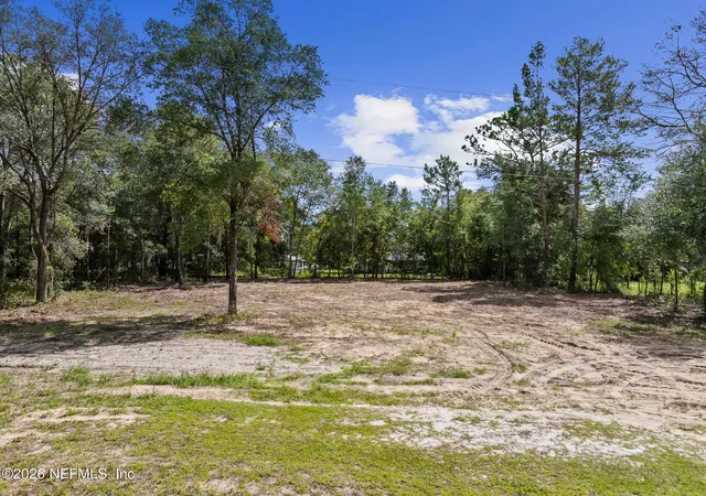 Photo 3 of Manufactured home for sale at 000 Cherokee Dr, Interlachen, FL 32148 | MLS# 2164658 | Listing updated on 2026-09-16