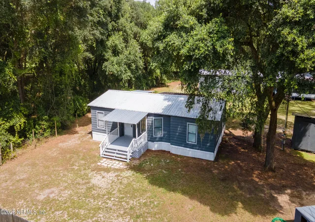 Photo 1 of Manufactured home for sale at 210 Walkup St, Interlachen, FL 32148 | MLS# 2164756 | Listing updated on 2026-09-14