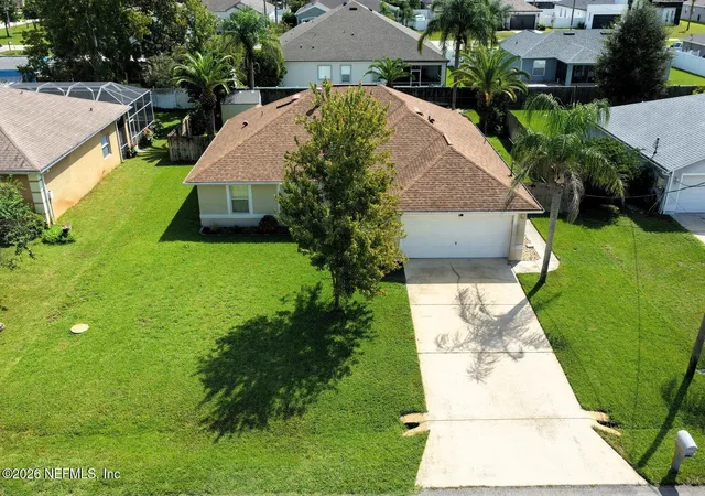 Photo 2 of Single family home for sale at 5 Edwin Ln, Palm Coast, FL 32164 | MLS# 2165169 | Listing updated on 2026-09-26