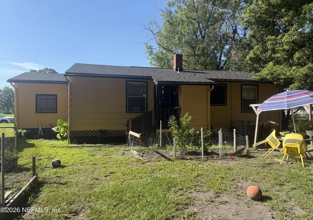 Photo 12 of Sale Pending at 3157 W 9th Street, Jacksonville, FL 32254 | MLS# 2164740 | Listing updated on 2026-10-05