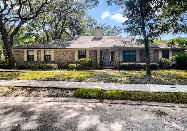 Photo 1 of Single family home for sale at 12129 Dividing Oaks Trl W, Jacksonville, FL 32223 | MLS# 2164727 | Listing updated on 2026-09-23
