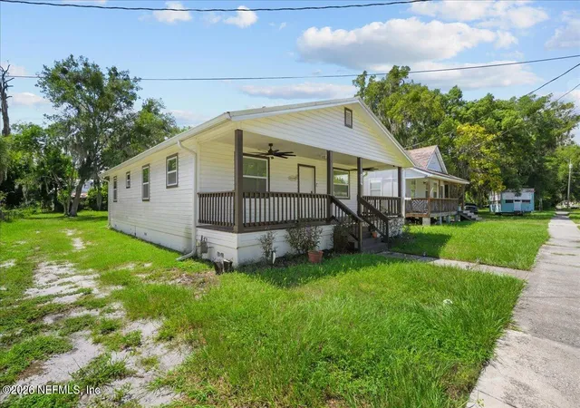 Photo 3 of Single family home for sale at 509 Bronson St, Palatka, FL 32177 | MLS# 2164805 | Listing updated on 2026-09-21