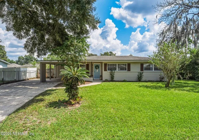 Photo 2 of Single family home for sale at 12423 Condor Dr, Jacksonville, FL 32223 | MLS# 2165180 | Listing updated on 2026-09-23