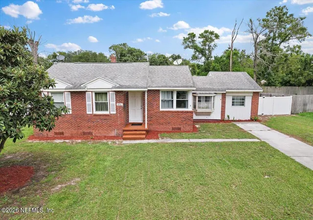 Photo 1 of Single family home for sale at 9721 Kline Rd, Jacksonville, FL 32246 | MLS# 2164824 | Listing updated on 2026-10-06