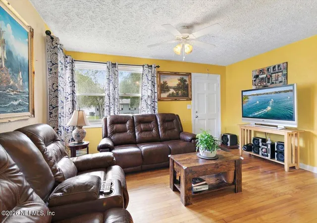 Photo 3 of Single family home for sale at 9721 Kline Rd, Jacksonville, FL 32246 | MLS# 2164824 | Listing updated on 2026-10-06