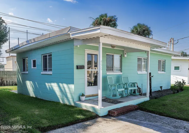 Single family home for sale at 420 11th Street S, Jacksonville Beach, FL 32250 | MLS# 2165107