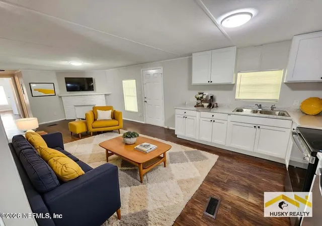 Photo 4 of Manufactured home for sale at 5827 Augo Ln, Jacksonville, FL 32244 | MLS# 2164943 | Listing updated on 2026-09-26