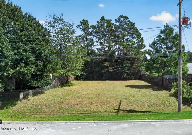 Photo 1 of Land for sale at 452 Vermont St, Green Cove Springs, FL 32043 | MLS# 2165080 | Listing updated on 2026-09-18