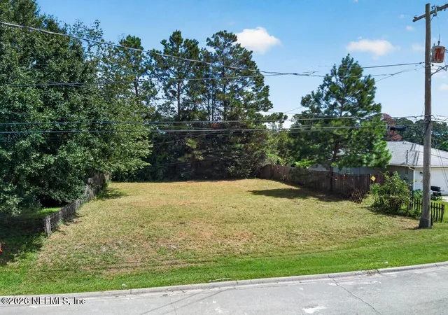 Photo 2 of Land for sale at 452 Vermont St, Green Cove Springs, FL 32043 | MLS# 2165080 | Listing updated on 2026-09-18