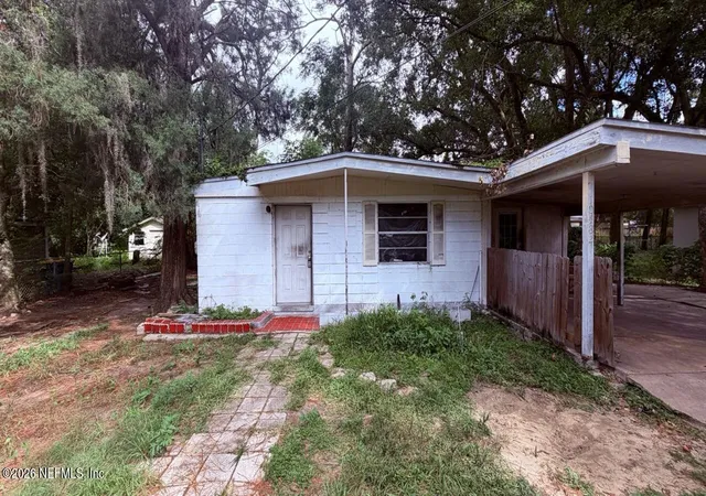 Photo 3 of Single family home for sale at 10482 Pinehurst Dr, Jacksonville, FL 32218 | MLS# 2165054 | Listing updated on 2026-09-23