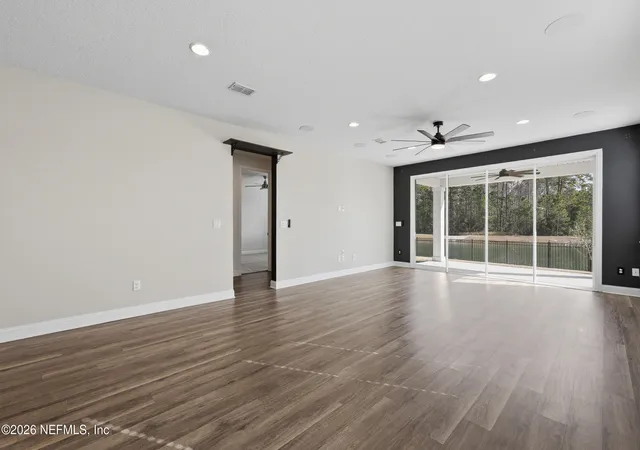 Photo 3 of Single family home for sale at 214 Pepperpike Way, Saint Augustine, FL 32092 | MLS# 2165053 | Listing updated on 2026-09-16