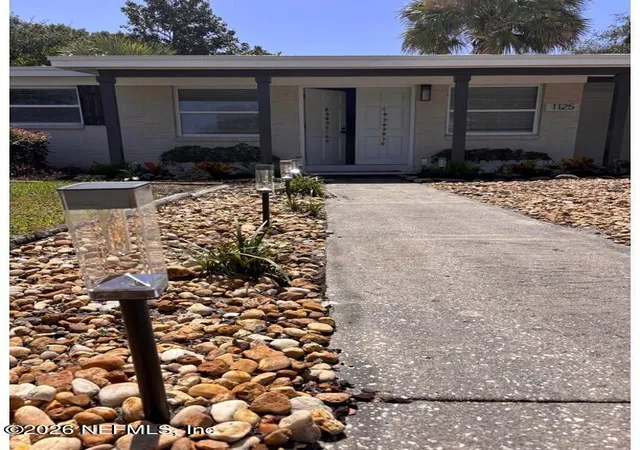 Photo 4 of Single family home for sale at 1125 Oceanwood Dr N, Neptune Beach, FL 32266 | MLS# 2165282 | Listing updated on 2026-10-08