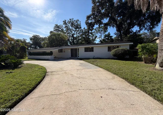 Photo 1 of Sale Pending at 4040 Sierra Madre Dr S, Jacksonville, FL 32217 | MLS# 2165073 | Listing updated on 2026-09-29