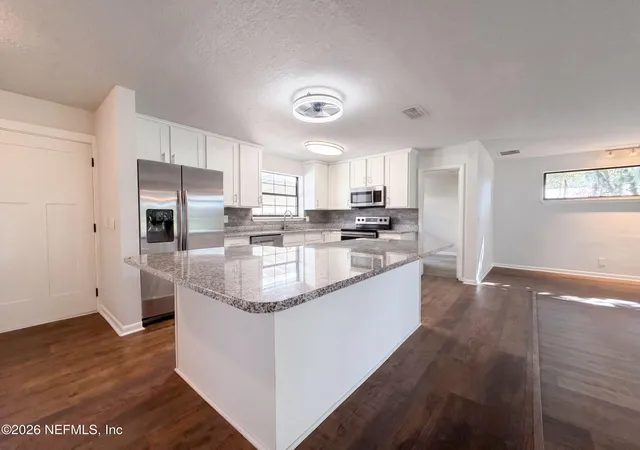 Photo 2 of Sale Pending at 4040 Sierra Madre Dr S, Jacksonville, FL 32217 | MLS# 2165073 | Listing updated on 2026-09-29