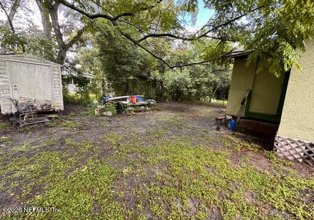 Photo 3 of Single family home for sale at 5242 Dodge Rd, Jacksonville, FL 32209 | MLS# 2165094 | Listing updated on 2026-10-15