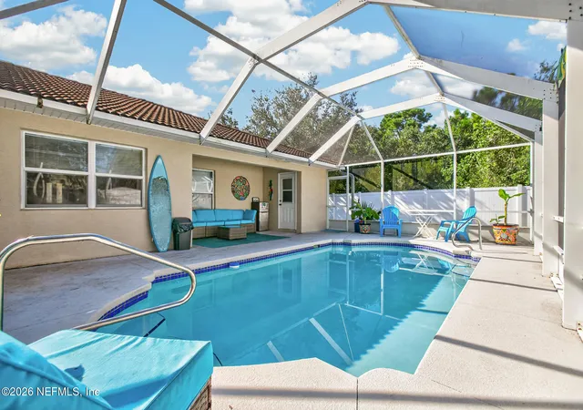 Photo 1 of Single family home for sale at 9 Big Bear Ln, Palm Coast, FL 32137 | MLS# 2165126 | Listing updated on 2026-10-22