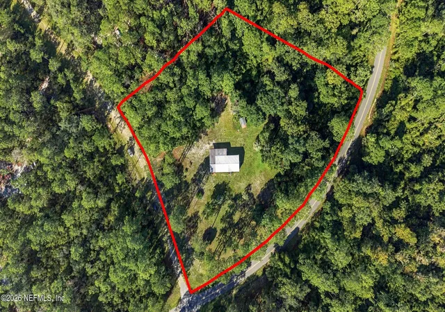 Photo 4 of Sale Pending at 119 Spanish Trl, Georgetown, FL 32139 | MLS# 2165129 | Listing updated on 2026-10-12