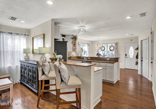 Photo 3 of Single family home for sale at 1091 13th Street N, Jacksonville Beach, FL 32250 | MLS# 2165327 | Listing updated on 2026-10-01