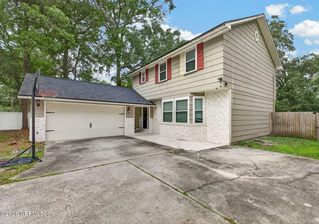Photo 4 of Single family home for sale at 8409 Alderman Rd, Jacksonville, FL 32211 | MLS# 2165940 | Listing updated on 2026-09-23