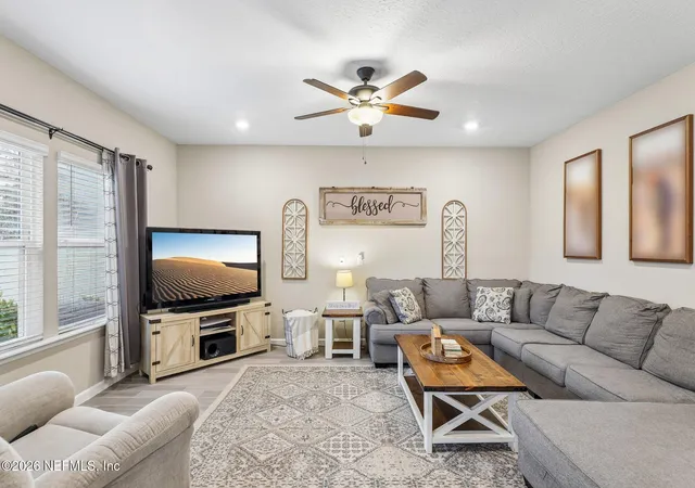 Photo 2 of Single family home for sale at 10309 Pavnes Crk Dr, Jacksonville, FL 32222 | MLS# 2165194 | Listing updated on 2026-10-03
