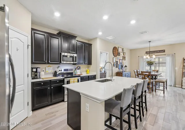 Photo 3 of Single family home for sale at 10309 Pavnes Crk Dr, Jacksonville, FL 32222 | MLS# 2165194 | Listing updated on 2026-10-03