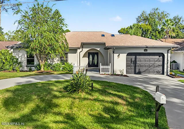 Photo 2 of Single family home for sale at 6 Folcroft Ln, Palm Coast, FL 32137 | MLS# 2165418 | Listing updated on 2026-10-02