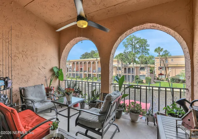 Listing Photo 4 - Condo for sale in building located at 5375 Ortega Farms Blvd, Jacksonville, FL 32210 - Unit #1106