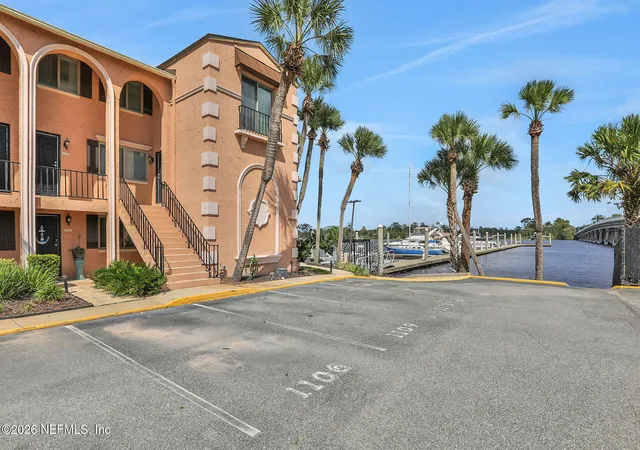 Listing Photo 5 - Condo for sale in building located at 5375 Ortega Farms Blvd, Jacksonville, FL 32210 - Unit #1106