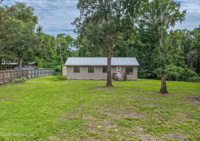 Photo 2 of Single family home for sale at 2238 State Rd 16 W, Green Cove Springs, FL 32043 | MLS# 2165365 | Listing updated on 2026-09-18