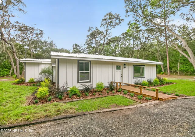 Photo 2 of Single family home for sale at 8189 Melrose Rd, Melrose, FL 32666 | MLS# 2165461 | Listing updated on 2026-09-18