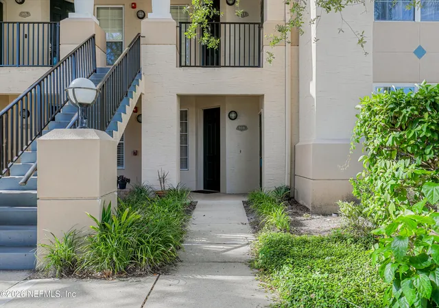 Listing Photo 5 - Condo for sale in building located at 910 Pine Vly Pl, Saint Augustine, FL 32086