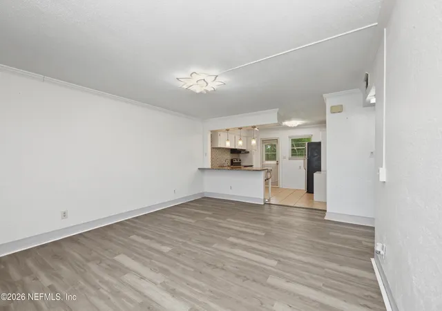 Listing Photo 4 - Condo for sale in building located at 1800 S Palmetto Ave, Daytona Beach, FL 32119 - Unit #1090