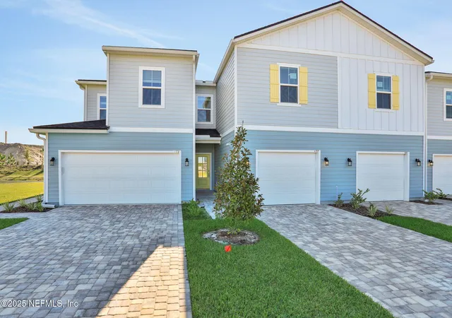 Photo 1 of Townhouse for sale at 162 Wood Ln, Saint Augustine, FL 32092 | MLS# 2165447 | Listing updated on 2026-10-17