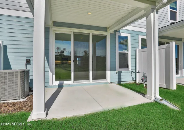 Photo 3 of Townhouse for sale at 162 Wood Ln, Saint Augustine, FL 32092 | MLS# 2165447 | Listing updated on 2026-10-17