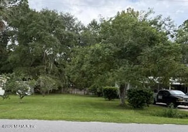 Photo 2 of Manufactured home for sale at 135 Palm Dr, Georgetown, FL 32139 | MLS# 2165601 | Listing updated on 2026-10-13