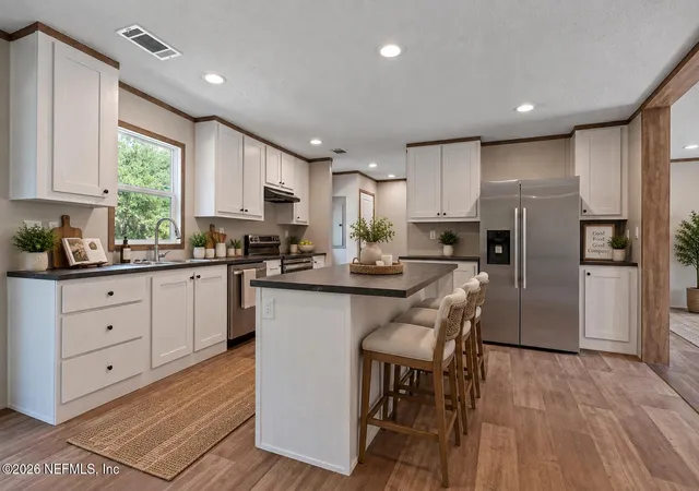 Photo 3 of Manufactured home for sale at 7656 Silver Sands Rd, Keystone Heights, FL 32656 | MLS# 2165586 | Listing updated on 2026-10-06