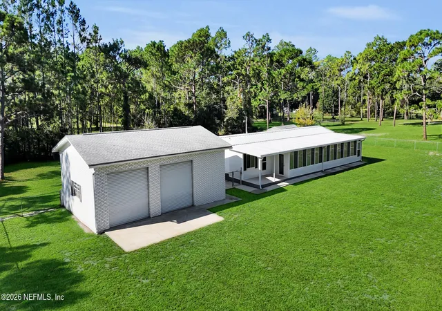 Photo 3 of Single family home for sale at 133 Moores Trl, Palatka, FL 32177 | MLS# 2165653 | Listing updated on 2026-09-20
