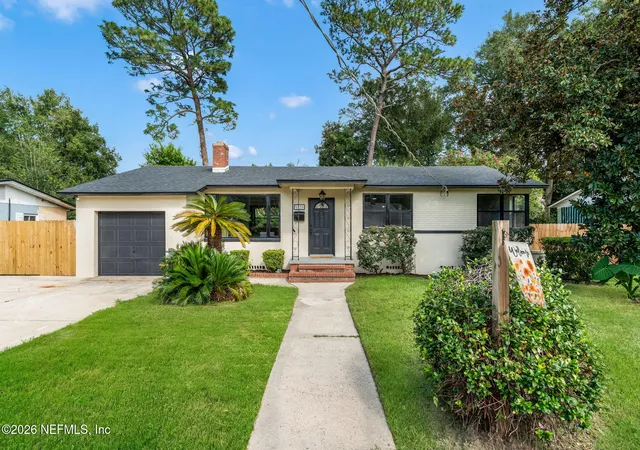 Photo 1 of Sale Pending at 6325 Mercer Cir W, Jacksonville, FL 32217 | MLS# 2165631 | Listing updated on 2026-10-12