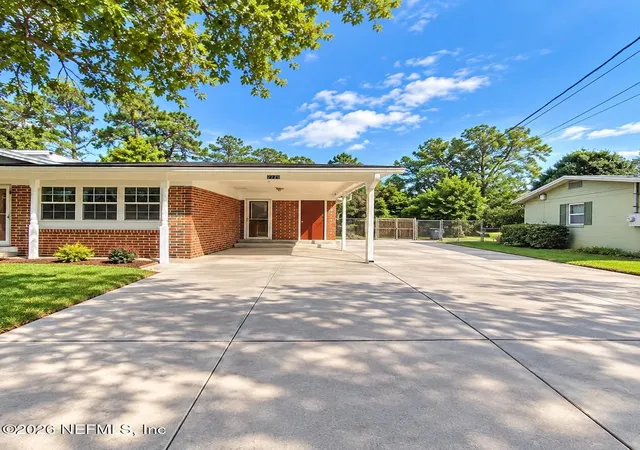 Photo 2 of Land for sale at 2729 W Sack Dr, Jacksonville, FL 32216 | MLS# 2165637 | Listing updated on 2026-10-02