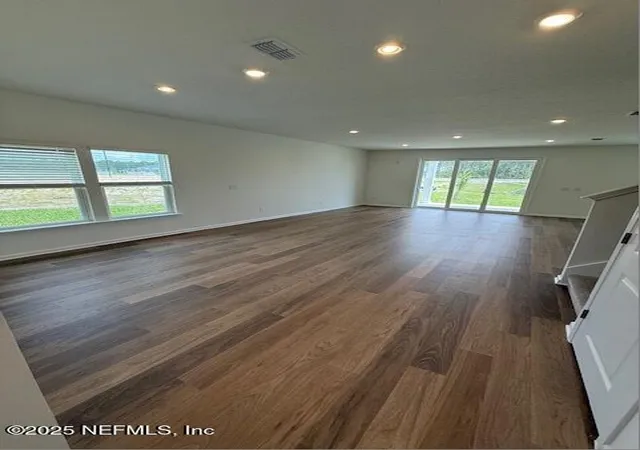 Photo 2 of Single family home for sale at 960 Brk Forest Dr, Saint Augustine, FL 32092 | MLS# 2165656 | Listing updated on 2026-10-26
